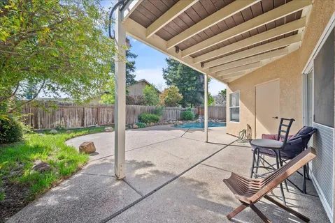 $670,000 | 6012 Laguna Park Drive, Elk Grove, CA 95758