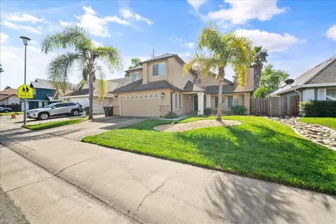 $670,000 | 6012 Laguna Park Drive, Elk Grove, CA 95758