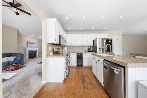 $670,000 | 6012 Laguna Park Drive, Elk Grove, CA 95758