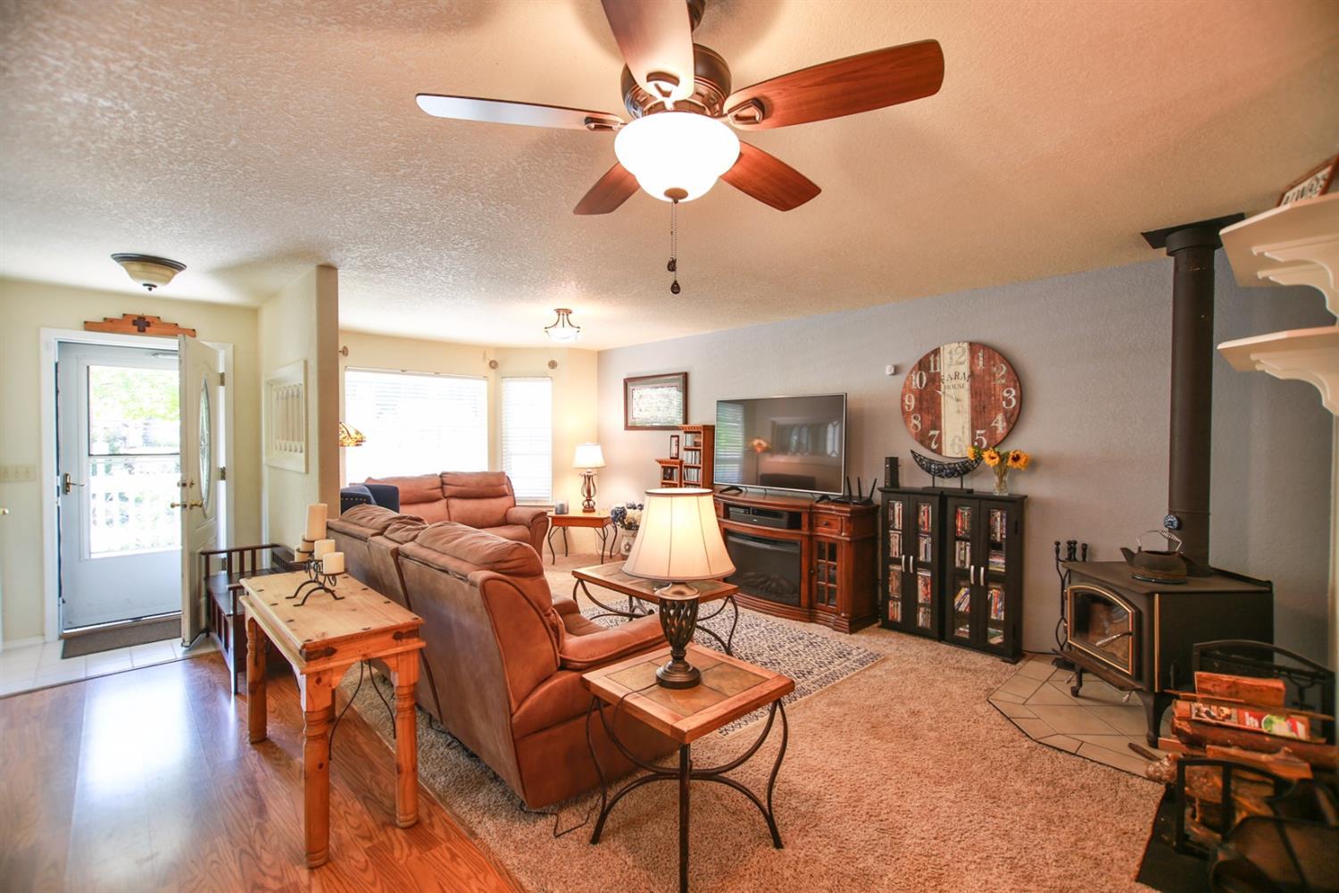 1572 Pleasant Valley Road Merlin, OR 97532 - Photo 11 of 34 Additional Photo