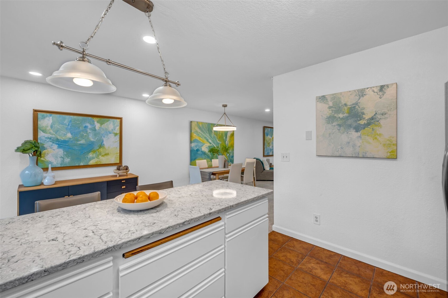 816 North 175th Street, Unit 2 Shoreline, WA 98133 - Photo 25 of 40 a view of a living room and with furniture