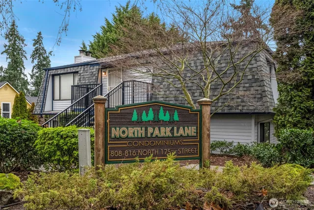 $597,000 | 816 North 175th Street, Unit 2, Shoreline, WA 98133