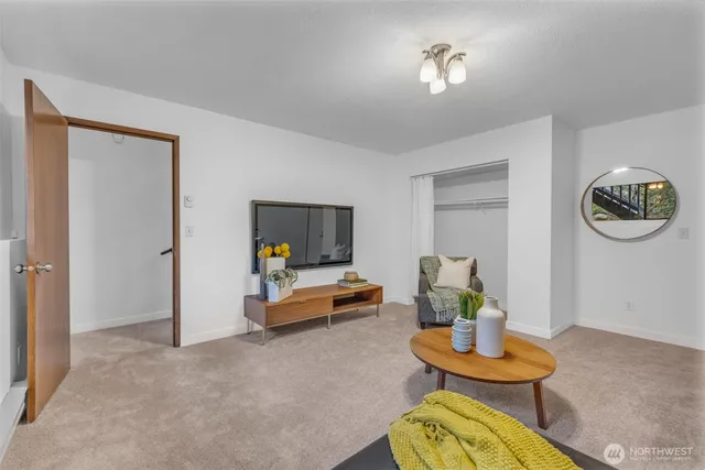 $597,000 | 816 North 175th Street, Unit 2, Shoreline, WA 98133