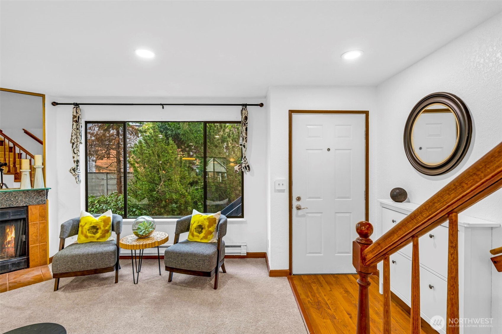 816 North 175th Street, Unit 2 Shoreline, WA 98133 - Photo 5 of 40 a living room with furniture and a large window