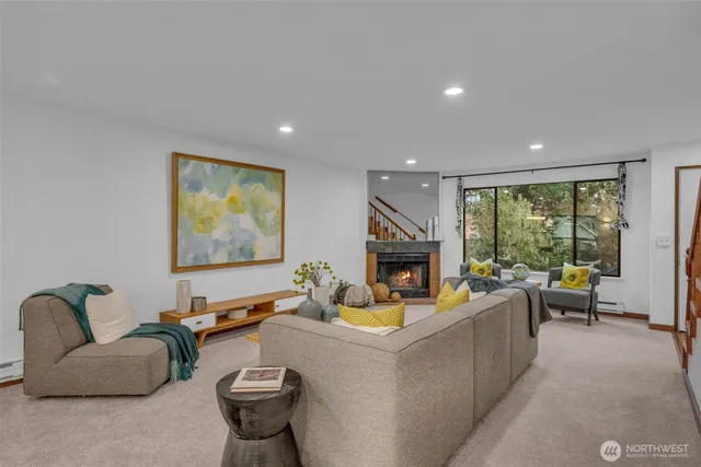 $597,000 | 816 North 175th Street, Unit 2, Shoreline, WA 98133