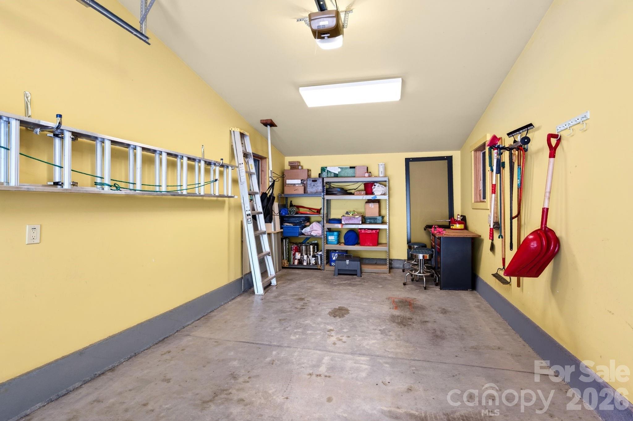 253 Edgewood Road Asheville, NC 28804 - Photo 30 of 38