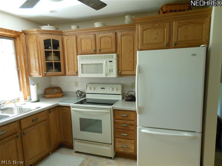 20420 Foster Road Wellington, OH 44090 - Photo 5 of 23 Gallery Image 5