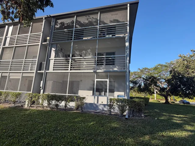 $1,900 | Undisclosed Address, Boca Raton, FL 33434