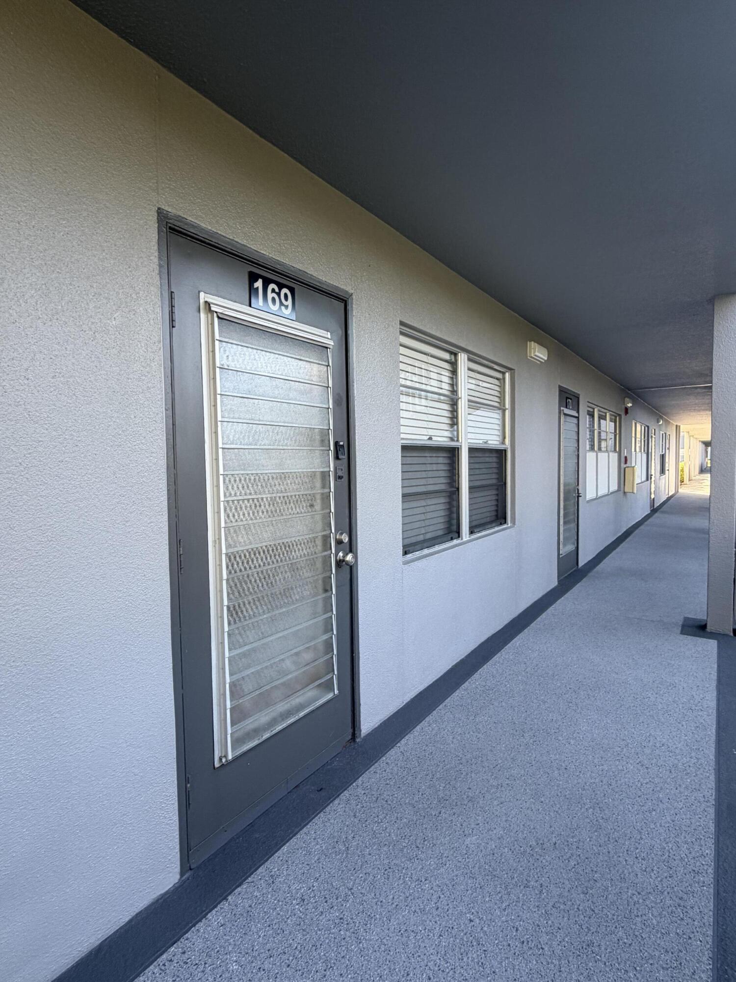 Undisclosed Address Boca Raton, FL 33434 - Photo 2 of 14 ENTRY