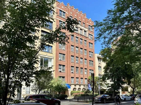 $1,495 | 434 West Wellington Avenue, Unit 503, Chicago, IL 60657
