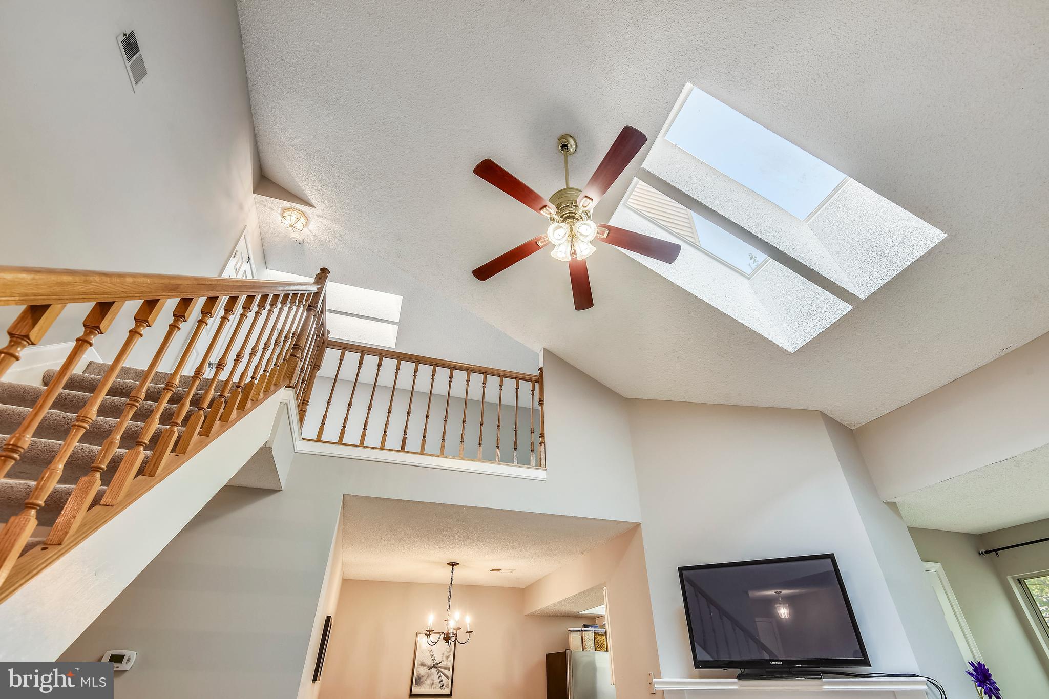 12016 Golf Ridge Court, Unit 301 Fairfax, VA 22033 - Photo 19 of 44 Four Skylights!