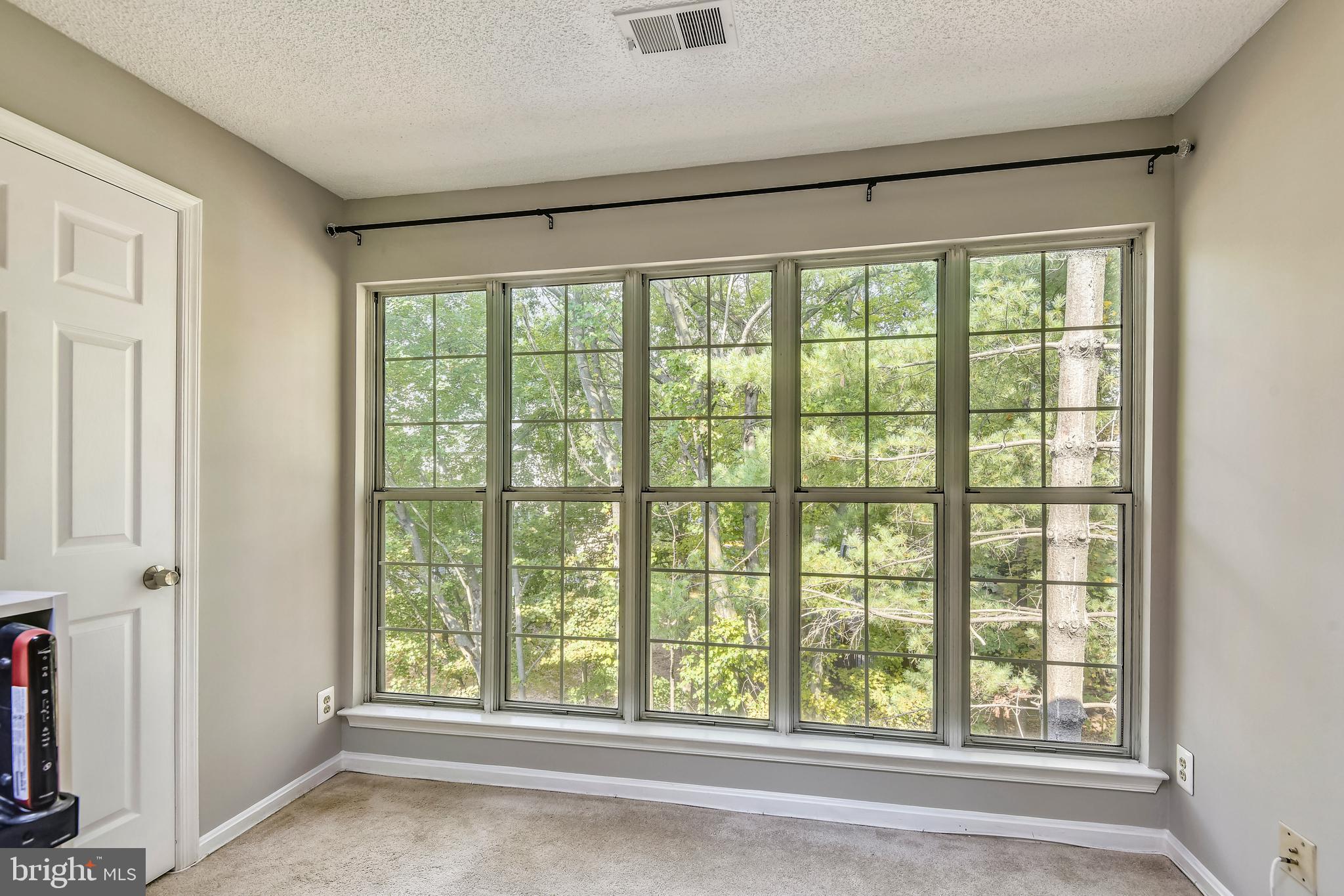 12016 Golf Ridge Court, Unit 301 Fairfax, VA 22033 - Photo 9 of 44 Light Filled Sun Room/Den