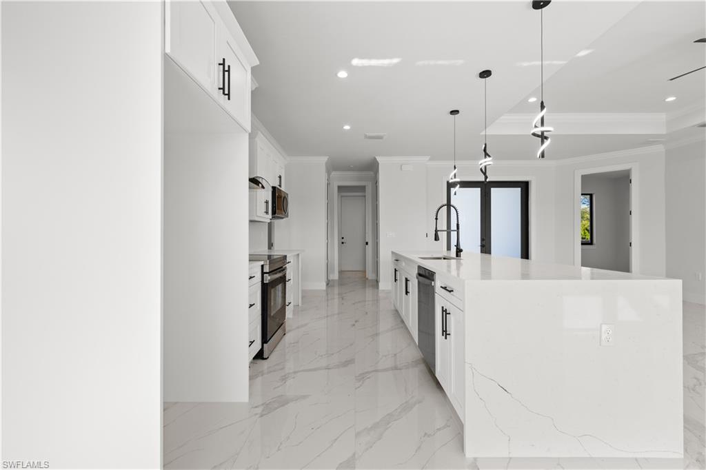 3432 4th Avenue Southeast Naples, FL 34117 - Photo 7 of 18