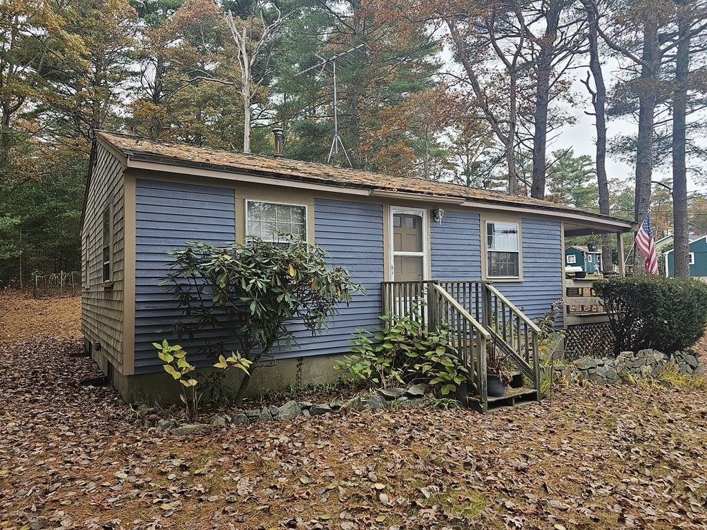 597 Wareham Road Plymouth, MA 02360 - Photo 3 of 15 Gallery Image 3