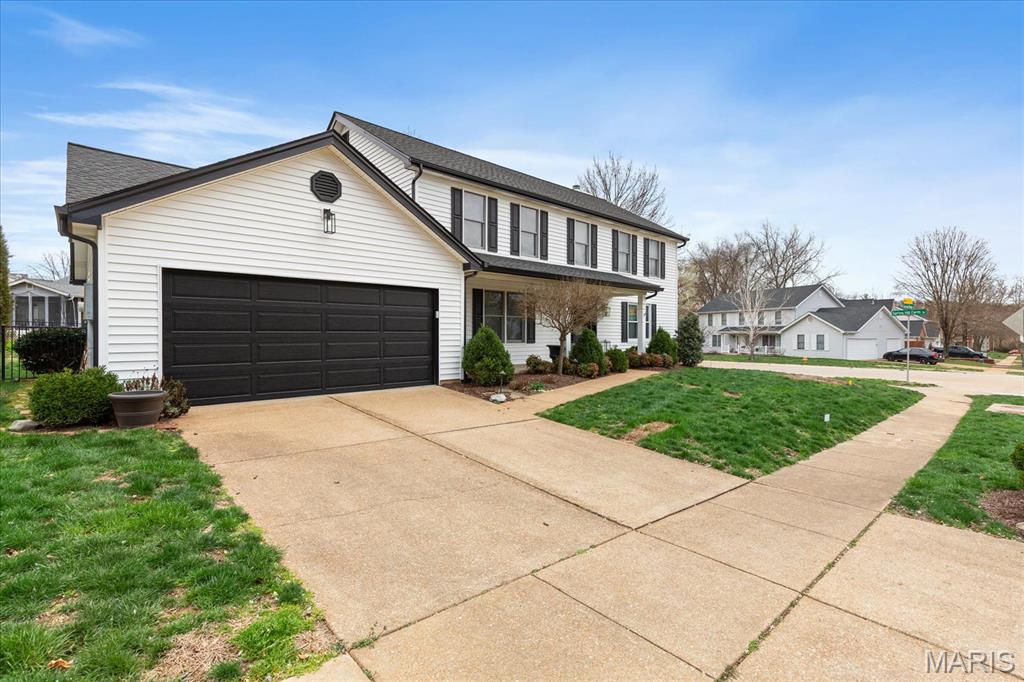 1462 Carriage Bridge Trail Ballwin, MO 63021 - Photo 2 of 40