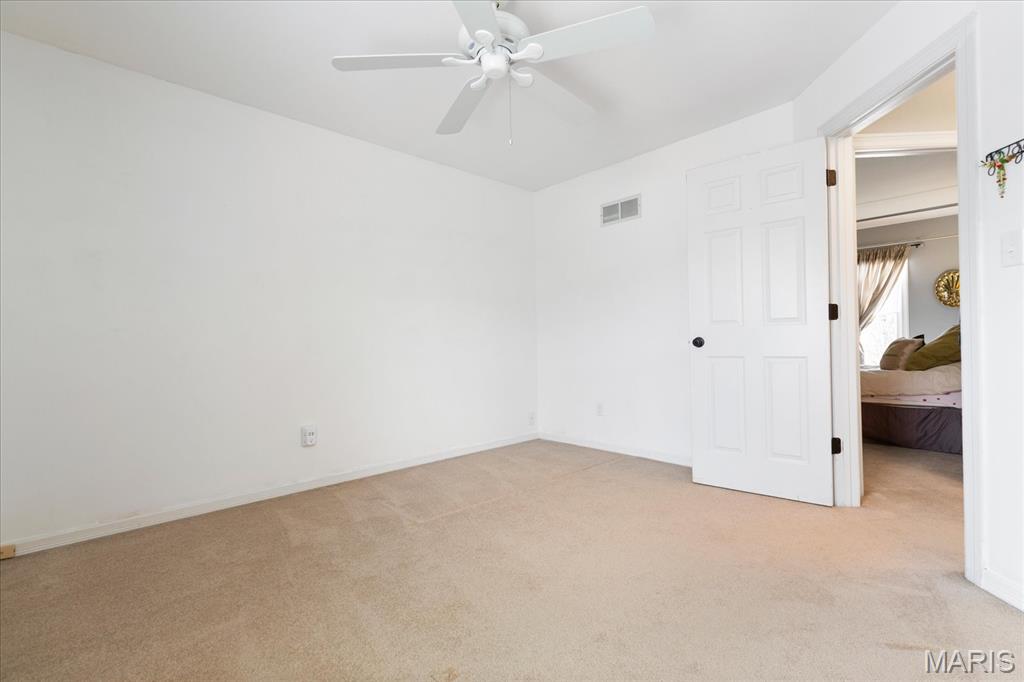 1462 Carriage Bridge Trail Ballwin, MO 63021 - Photo 35 of 40