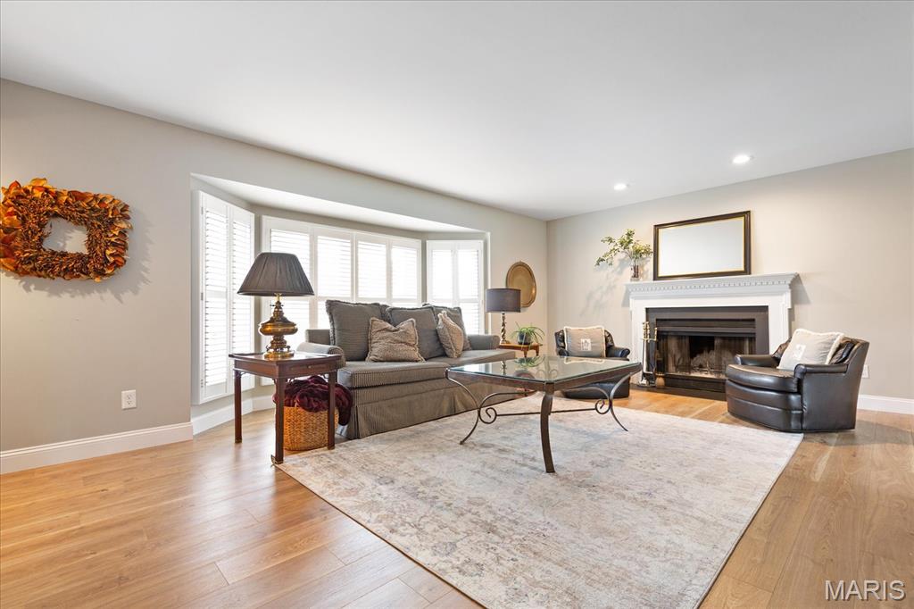 1462 Carriage Bridge Trail Ballwin, MO 63021 - Photo 4 of 40