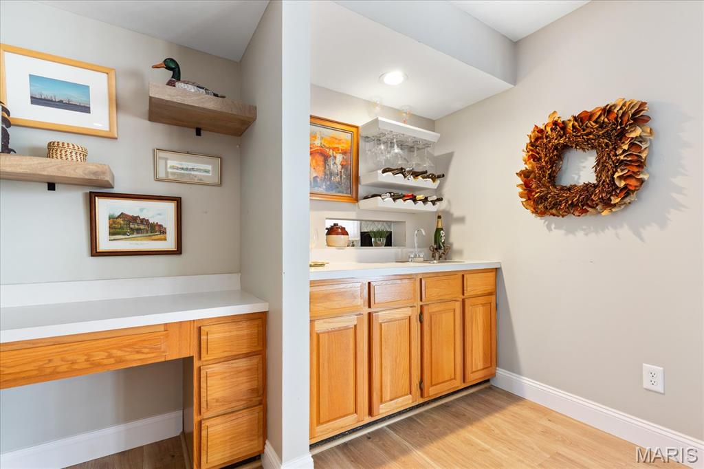 1462 Carriage Bridge Trail Ballwin, MO 63021 - Photo 8 of 40