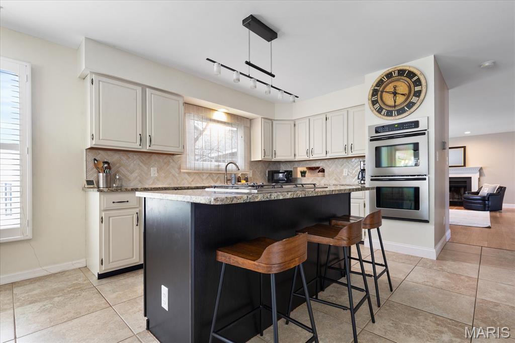 1462 Carriage Bridge Trail Ballwin, MO 63021 - Photo 9 of 40