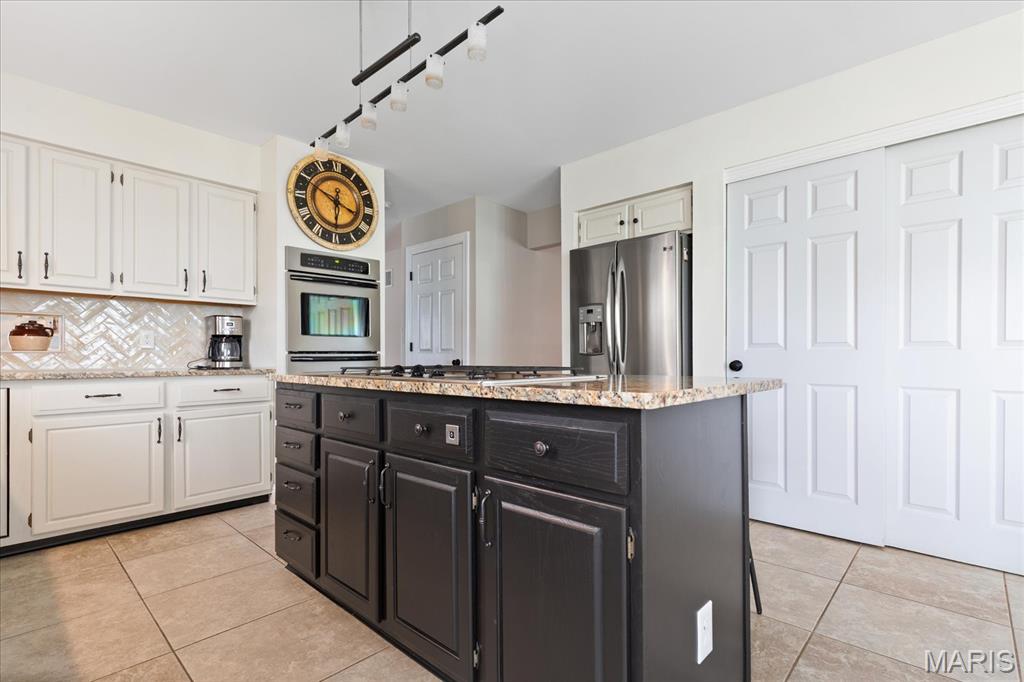 1462 Carriage Bridge Trail Ballwin, MO 63021 - Photo 10 of 40