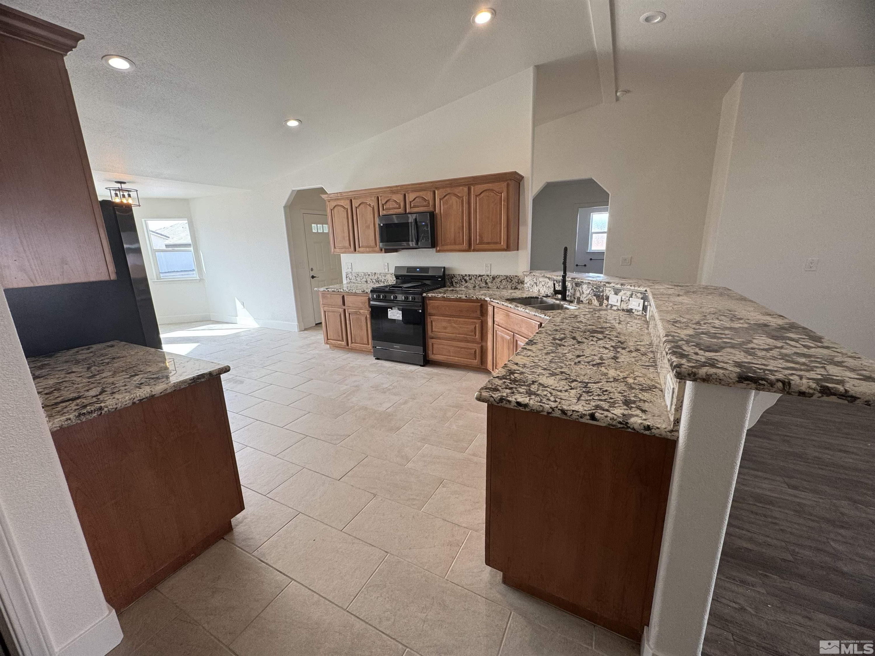 794 Megan Way Fallon, NV 89406 - Photo 3 of 16 Photo 3