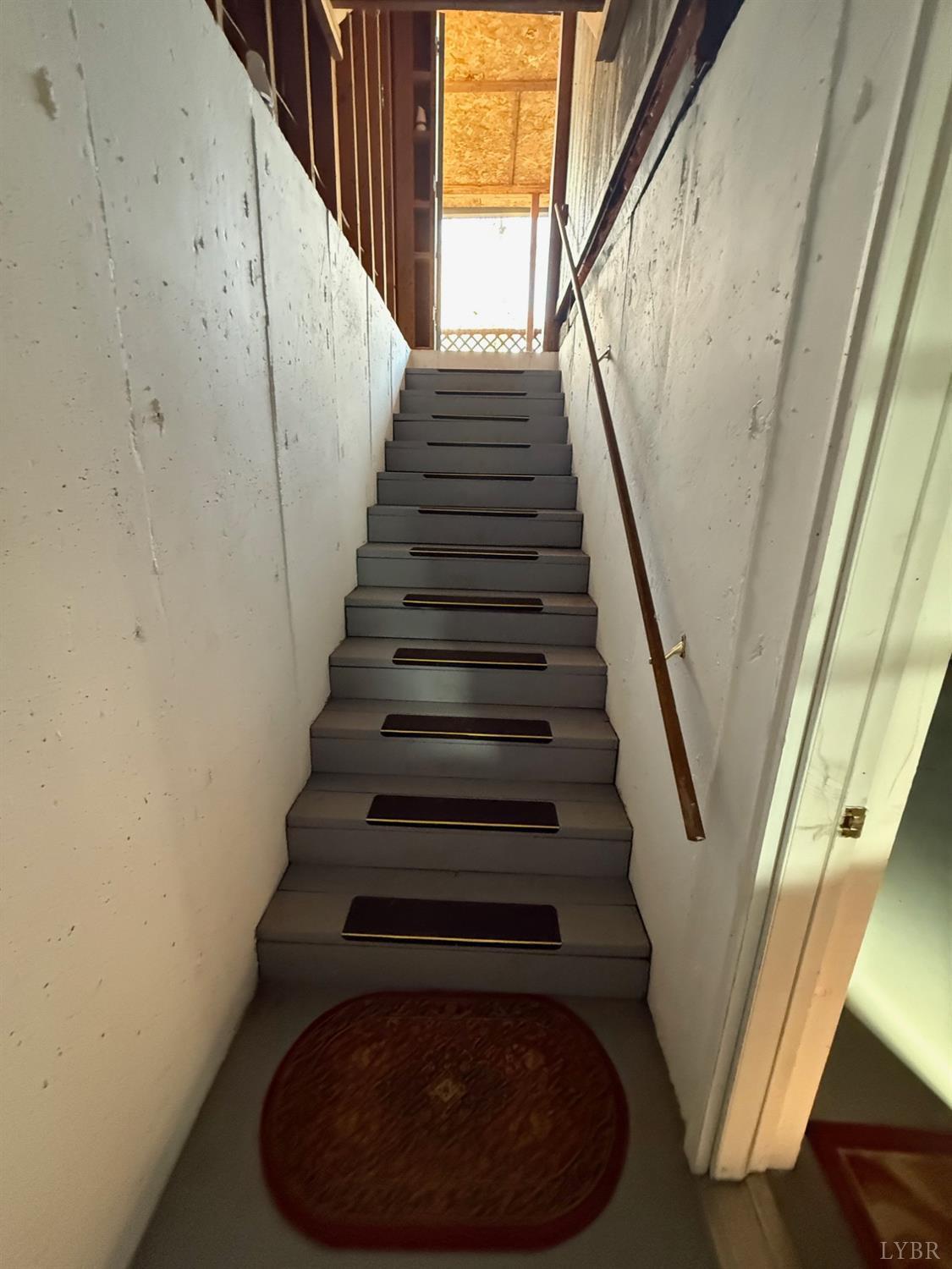 271 Candlemakers Lane Rustburg, VA 24588 - Photo 28 of 31 a view of entryway