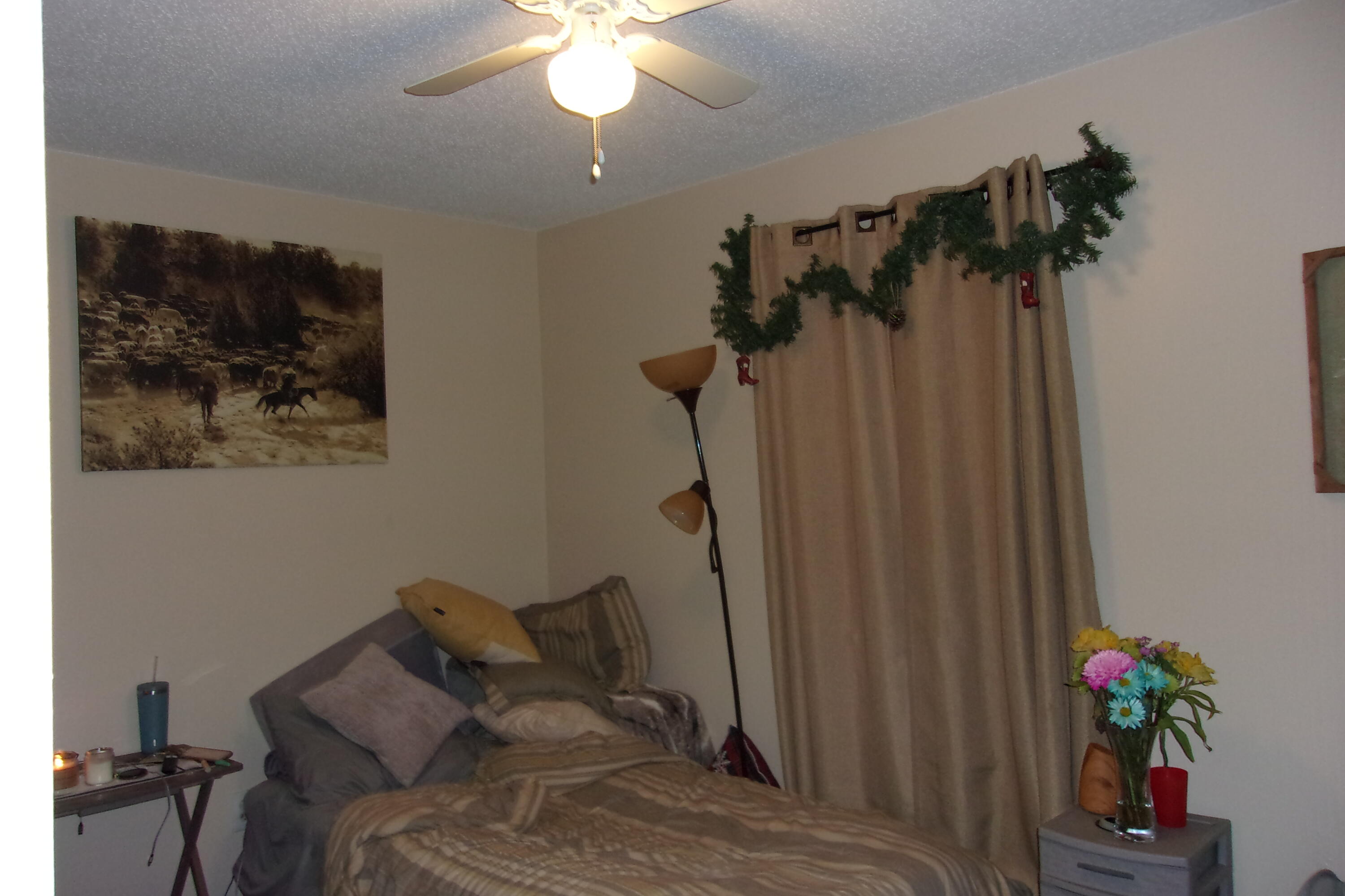 93 Cutter Lane Shalimar, FL 32579 - Photo 4 of 10 a bed room with a bed and a window