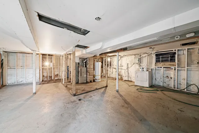 $1,500 | 11837 South Sangamon Street, Chicago, IL 60643