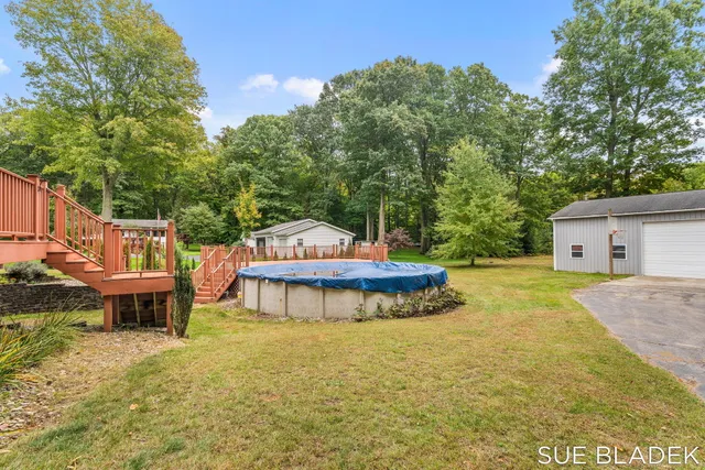 $645,000 | 6814 Dale Court, Fennville, MI 49408