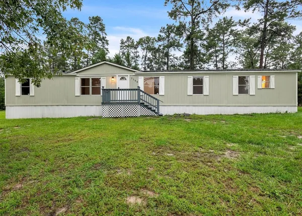 $154,900 | 1190 County Road 3260, Colmesneil, TX 75938