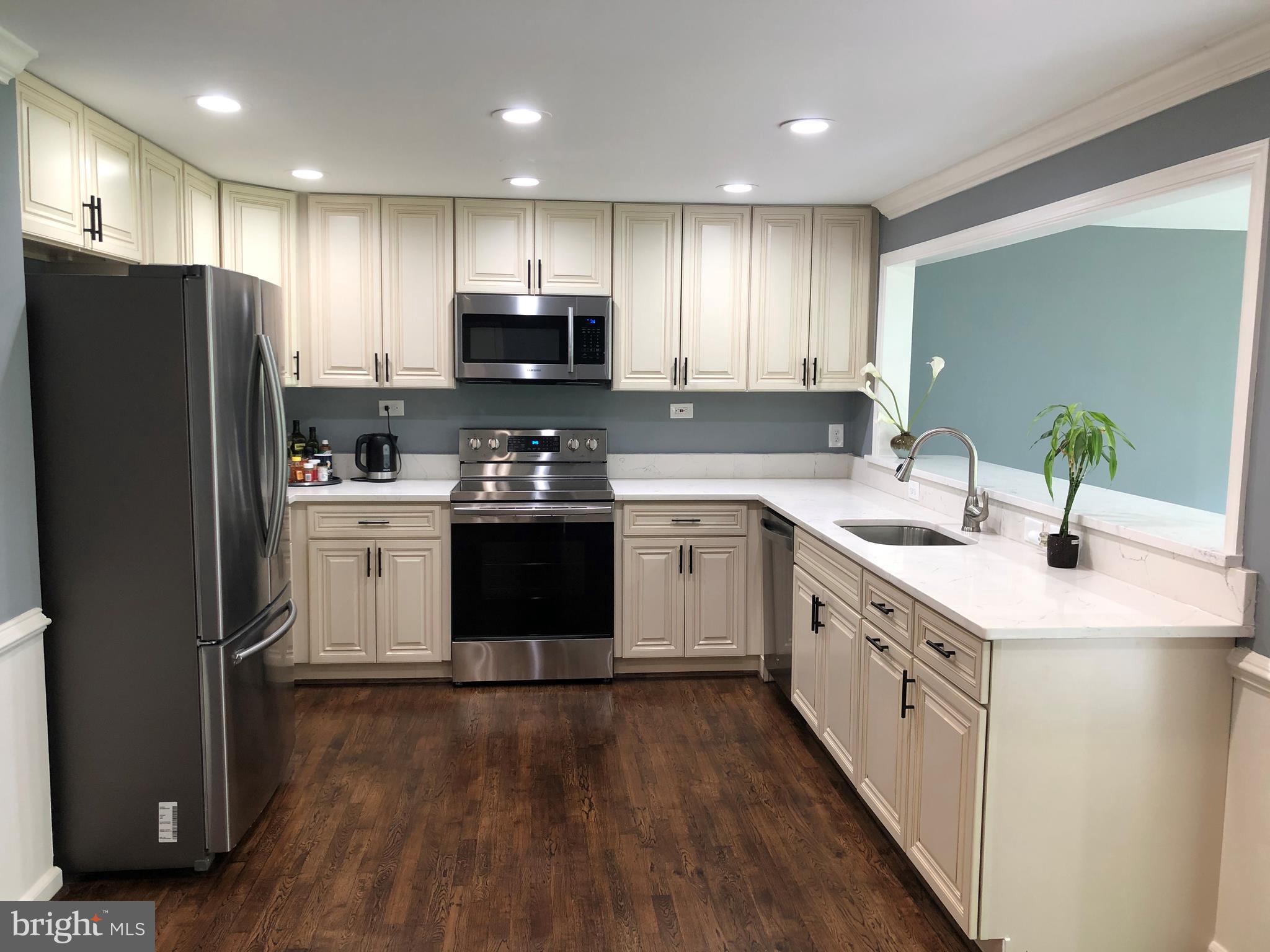124 Magnolia Road Sterling, VA 20164 - Photo 11 of 55 Gallery Image 11