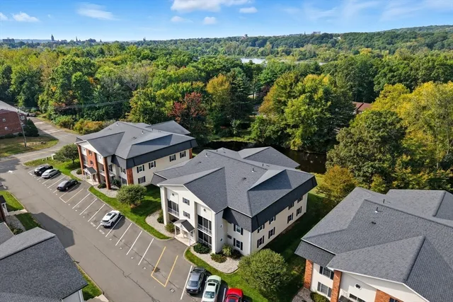 $214,900 | 41 West Summit Street, Unit 55, South Hadley, MA 01075