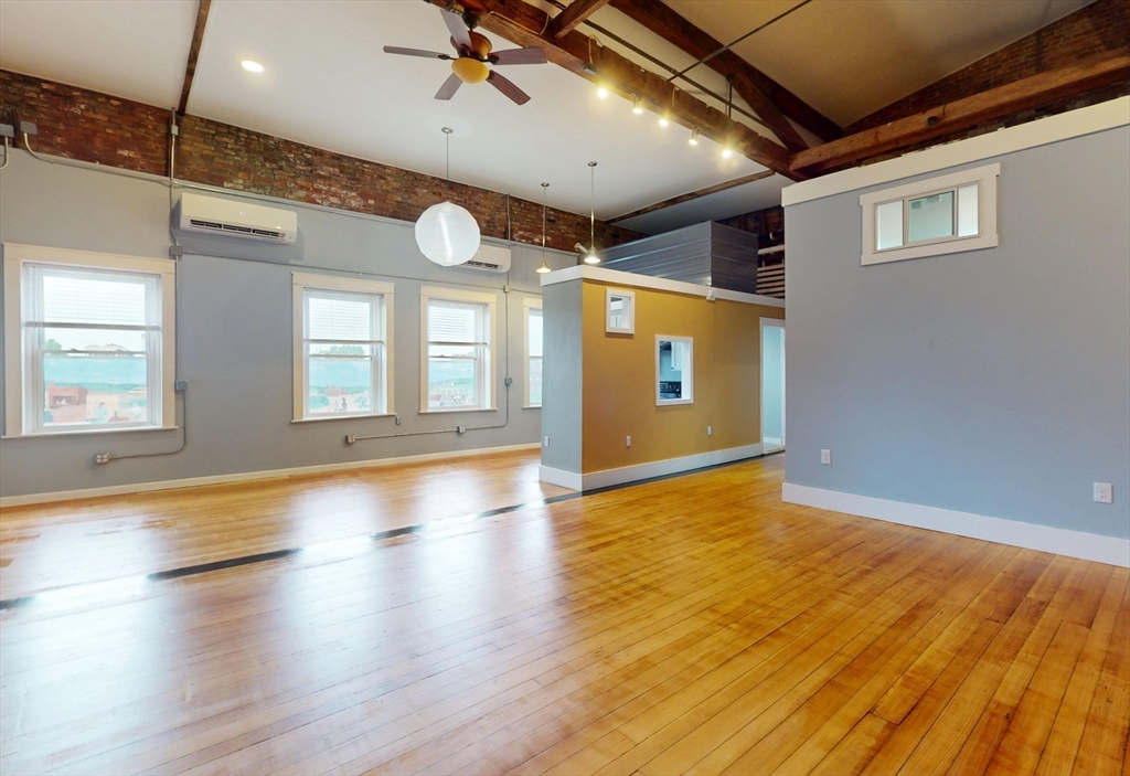 245 Main Street, Unit 3 Northampton, MA 01060 - Photo 7 of 31