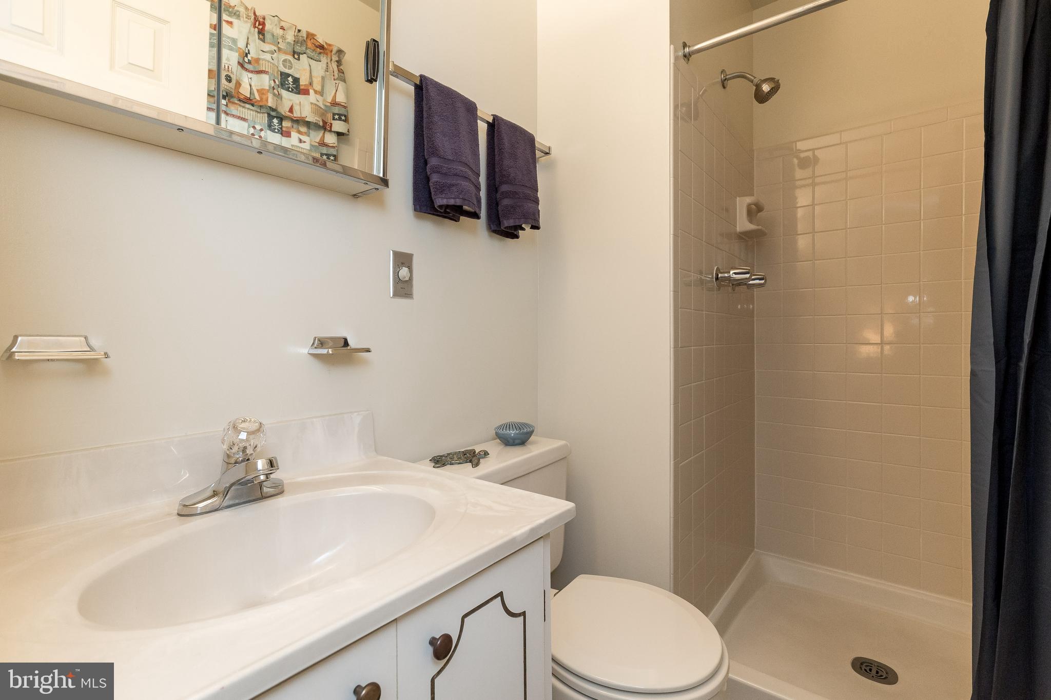 11858 Mohican Road Woodbridge, VA 22192 - Photo 25 of 43