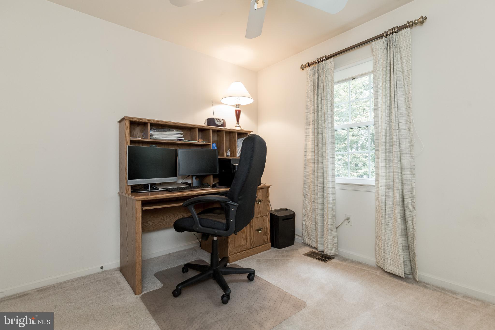 11858 Mohican Road Woodbridge, VA 22192 - Photo 26 of 43