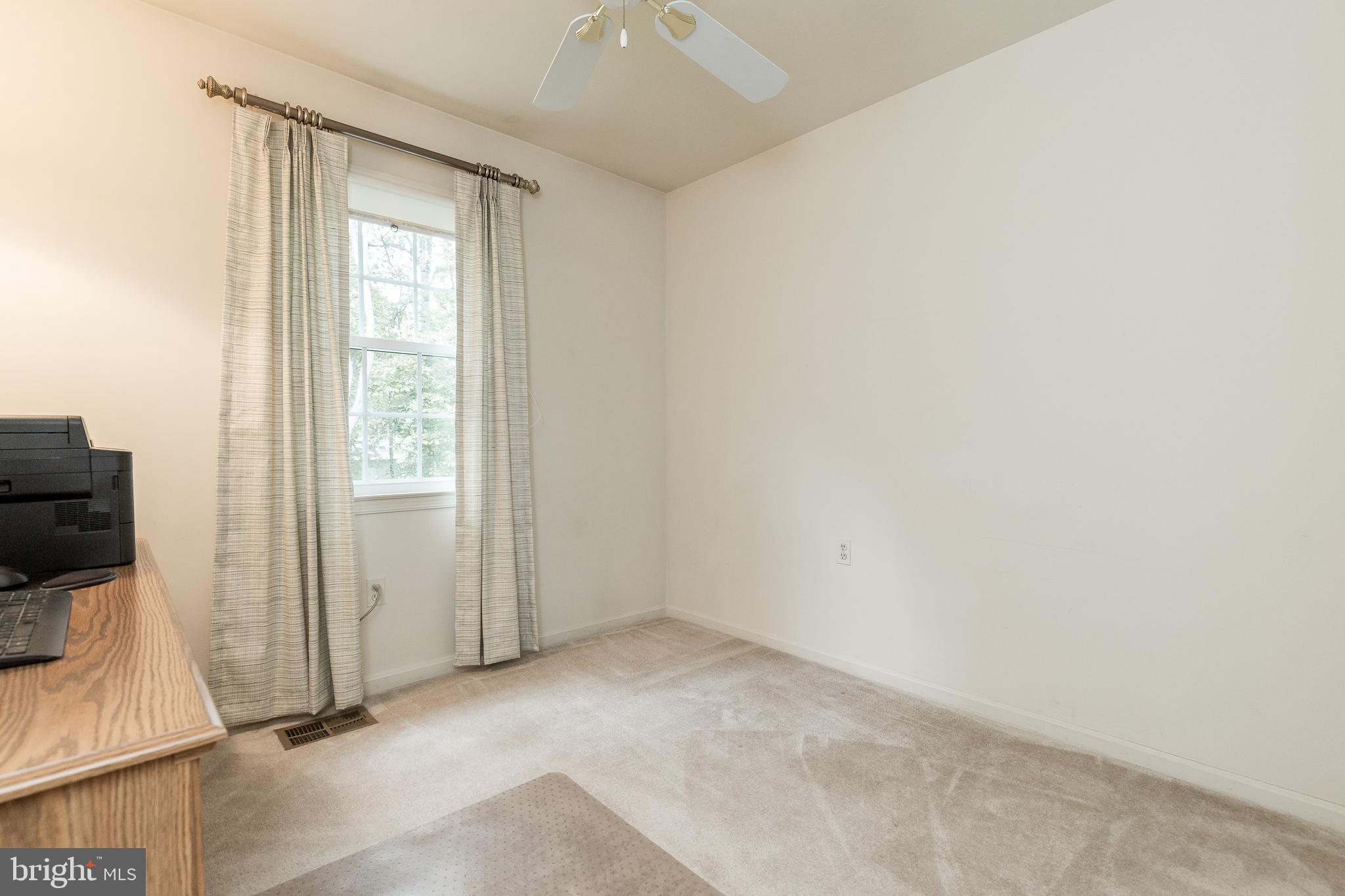 11858 Mohican Road Woodbridge, VA 22192 - Photo 27 of 43