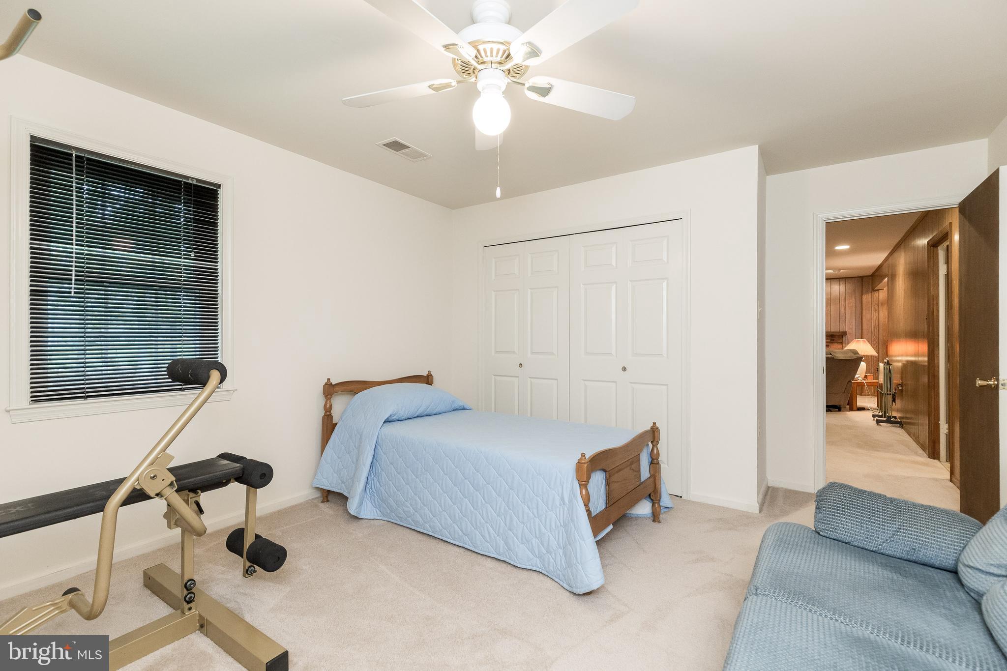 11858 Mohican Road Woodbridge, VA 22192 - Photo 35 of 43