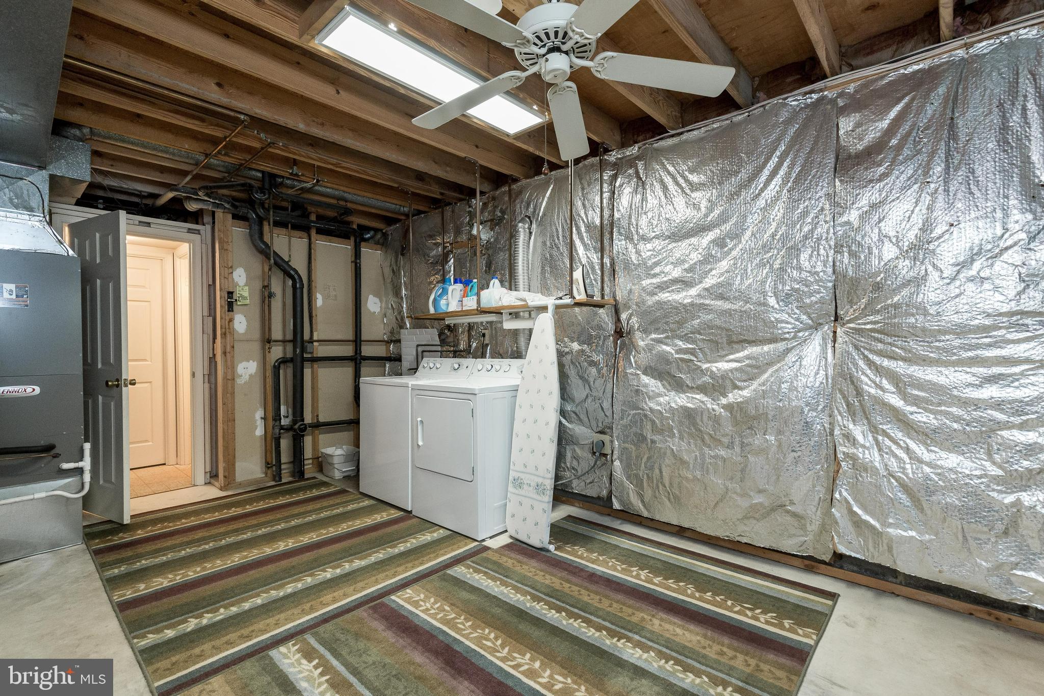 11858 Mohican Road Woodbridge, VA 22192 - Photo 37 of 43