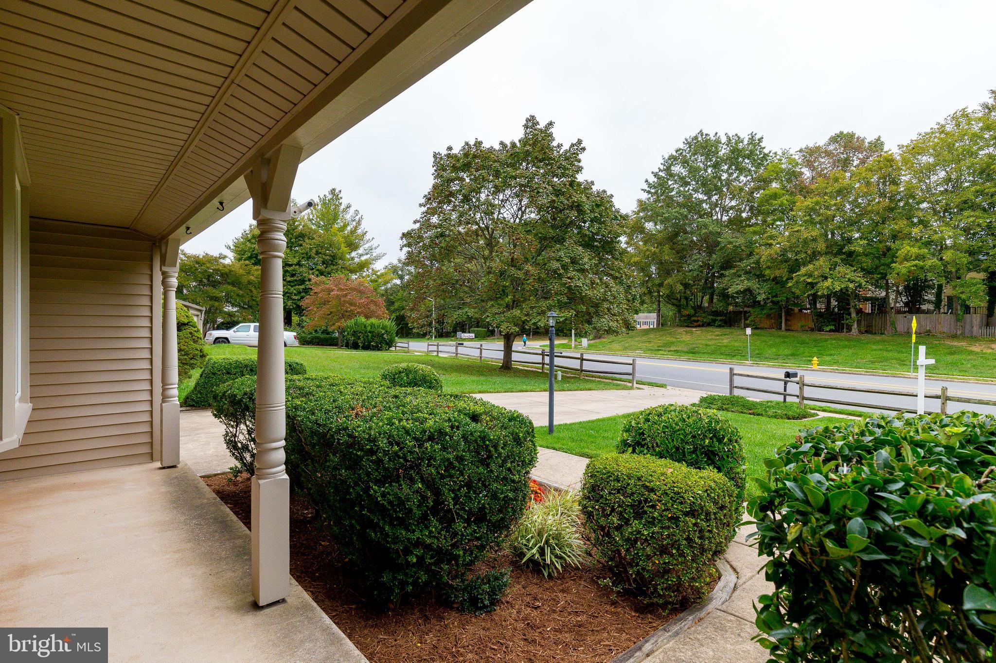 11858 Mohican Road Woodbridge, VA 22192 - Photo 7 of 43