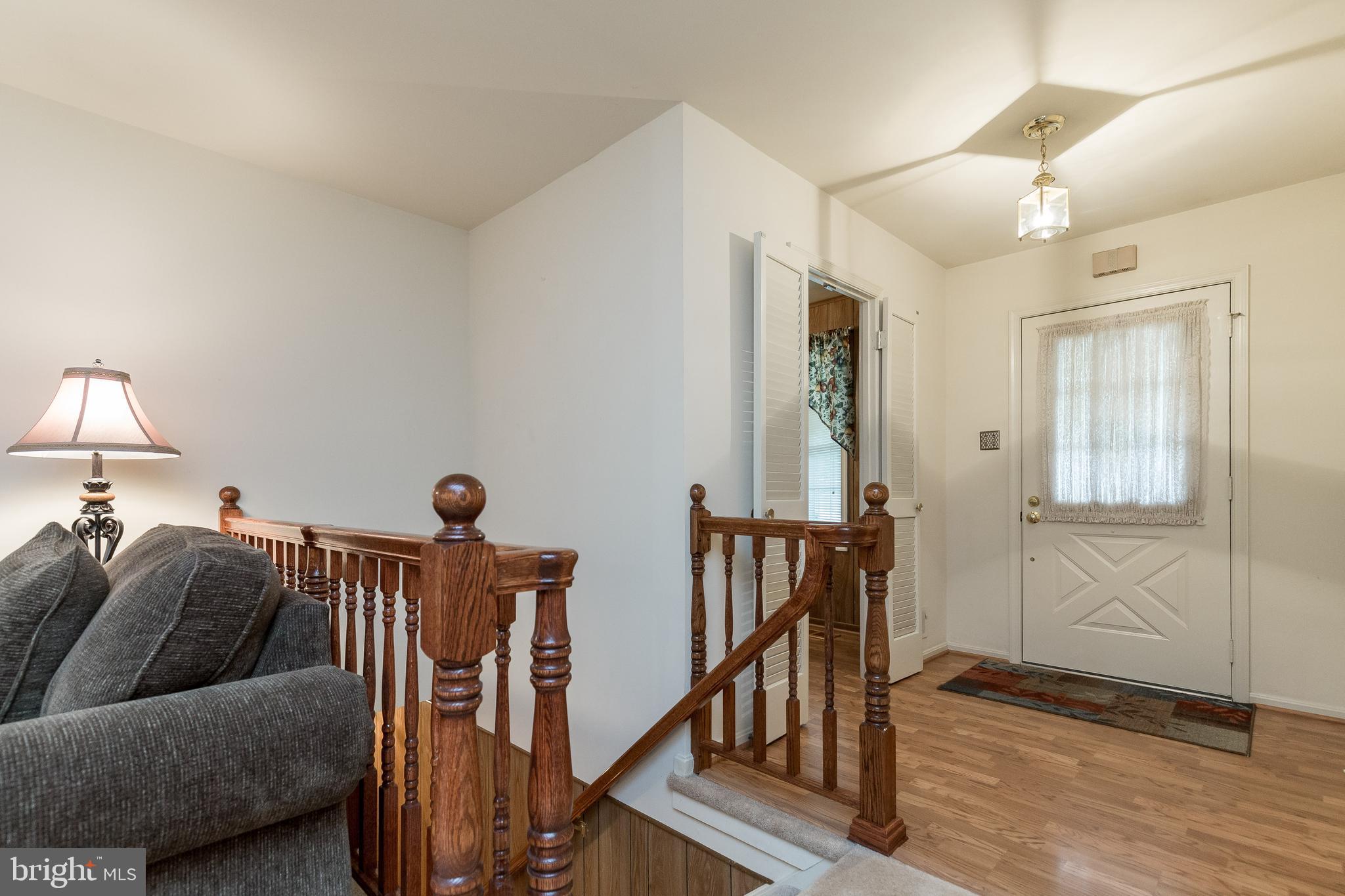 11858 Mohican Road Woodbridge, VA 22192 - Photo 8 of 43