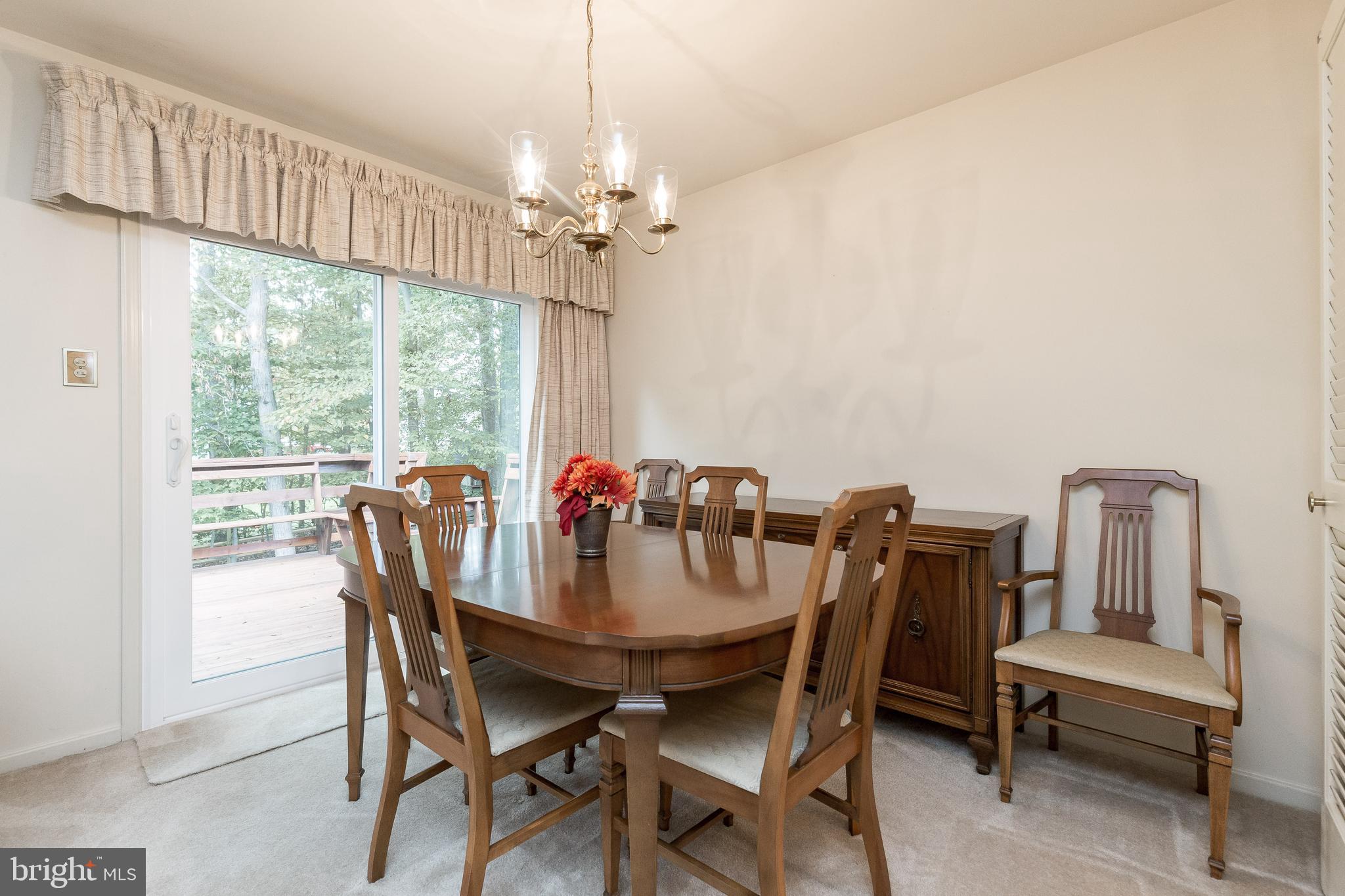 11858 Mohican Road Woodbridge, VA 22192 - Photo 10 of 43