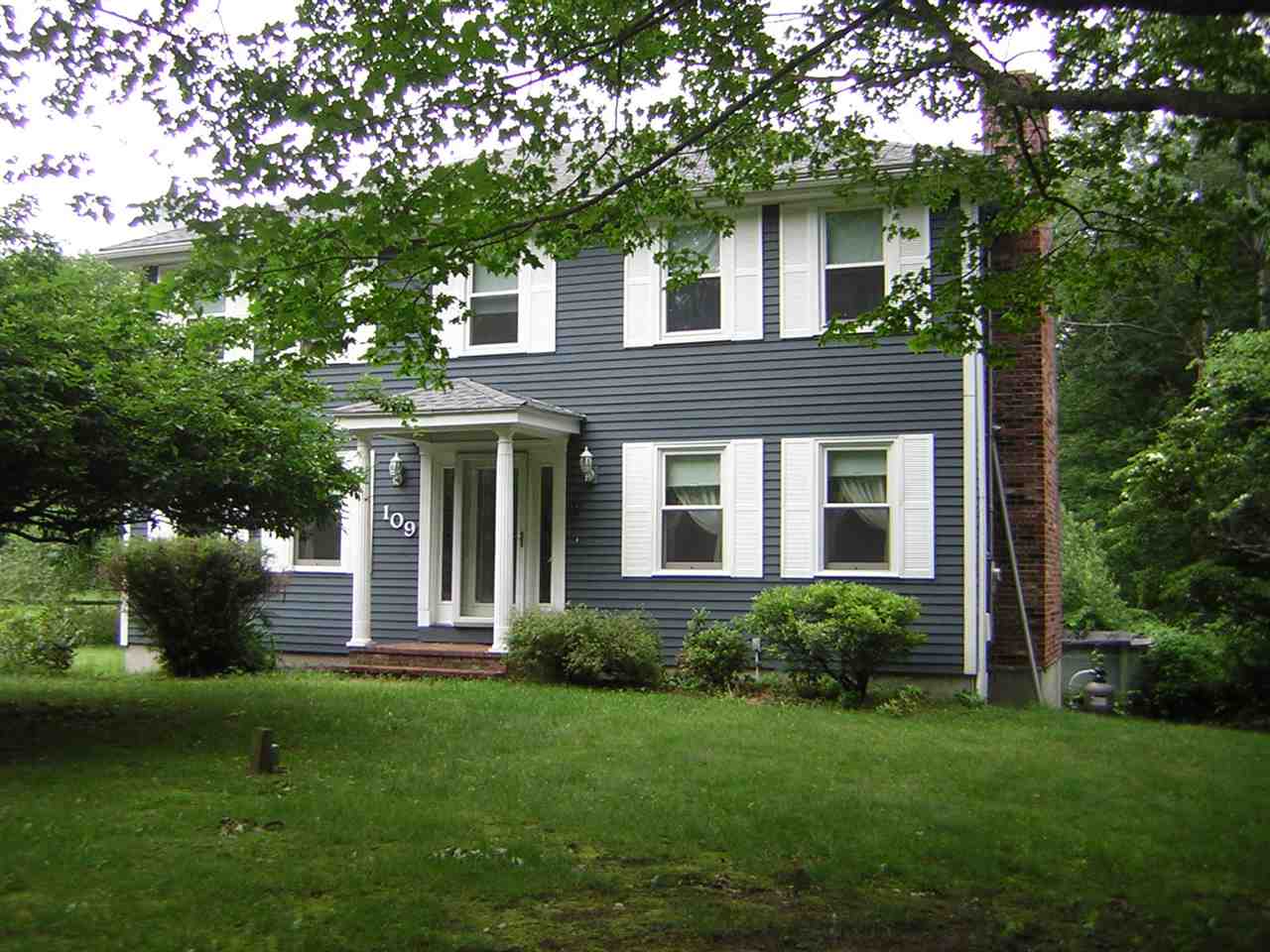 109 Scobie Pond Road Derry, NH 03038 - Photo 1 of 20