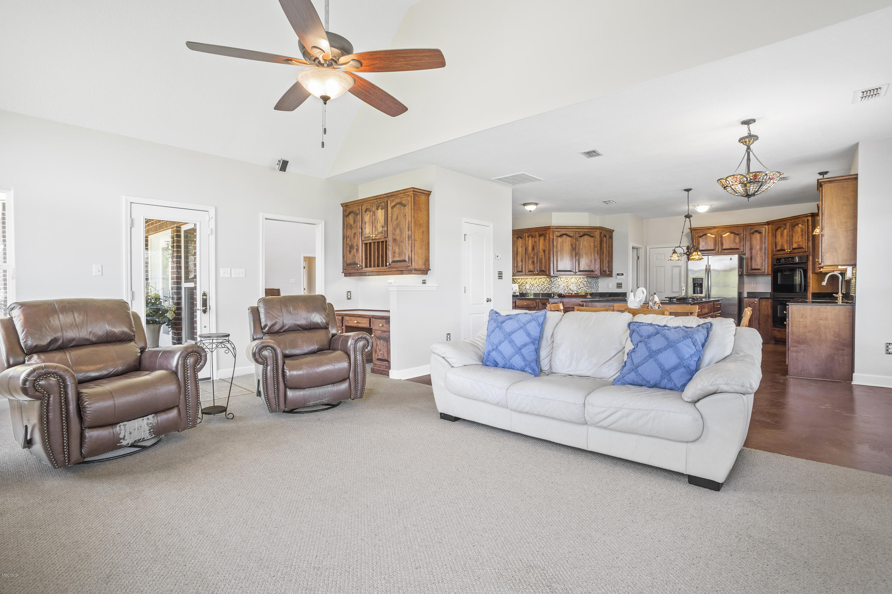 22224 Lorene Road Gulfport, MS 39503 - Photo 11 of 44 011