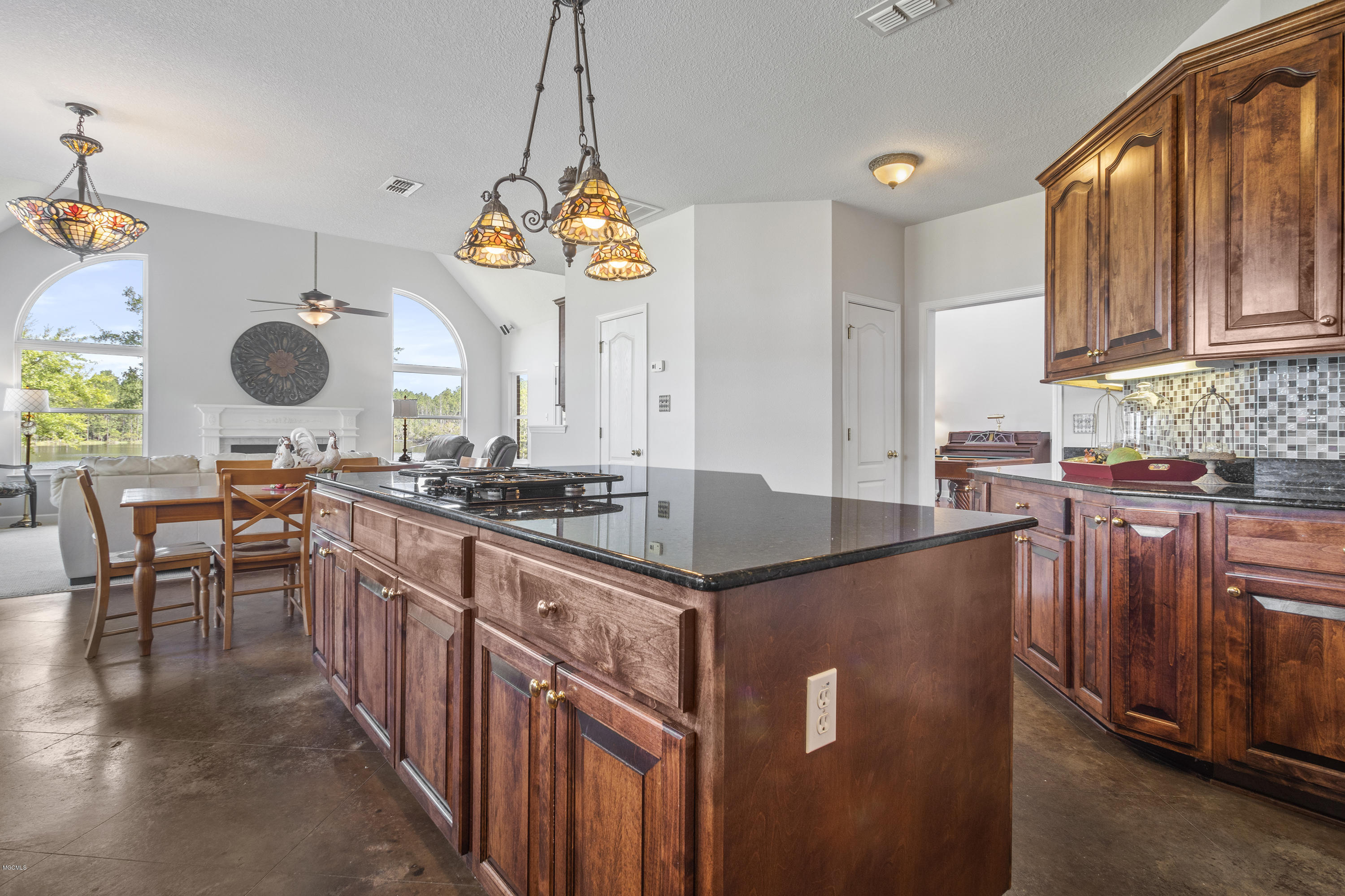 22224 Lorene Road Gulfport, MS 39503 - Photo 15 of 44 015