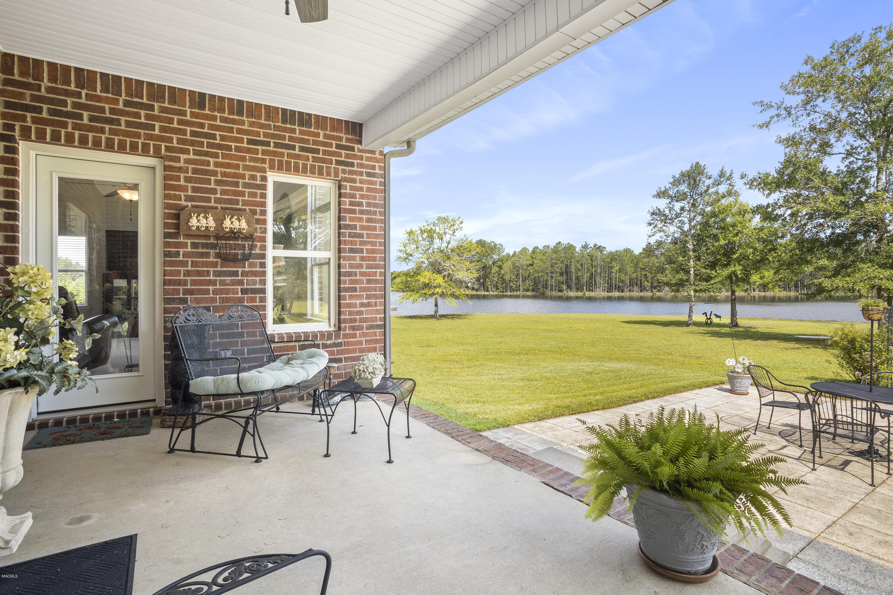 22224 Lorene Road Gulfport, MS 39503 - Photo 34 of 44 034