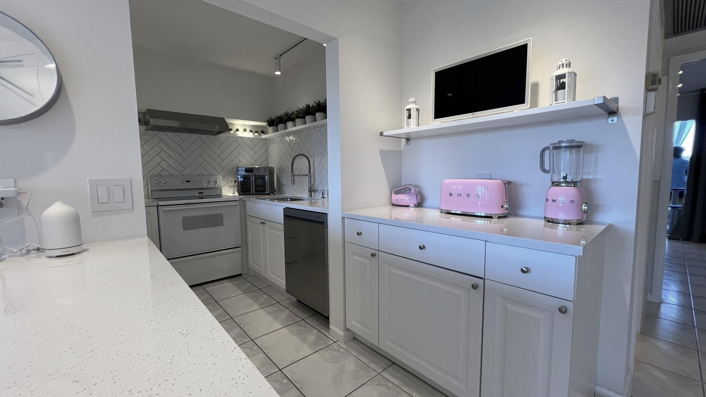 3027 Durham B Deerfield Beach, FL 33442 - Photo 12 of 25 11