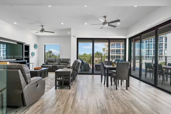 $10,000 | 332 Balboa Street, Hollywood, FL 33019