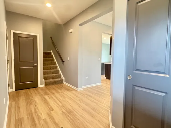 $2,900 | 15030 Cyrus Drive, Manhattan, IL 60442