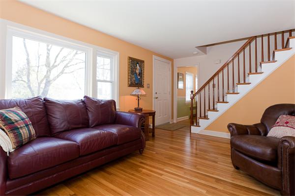22 Baker Road Arlington, MA 02474 - Photo 6 of 22 Gallery Image 6