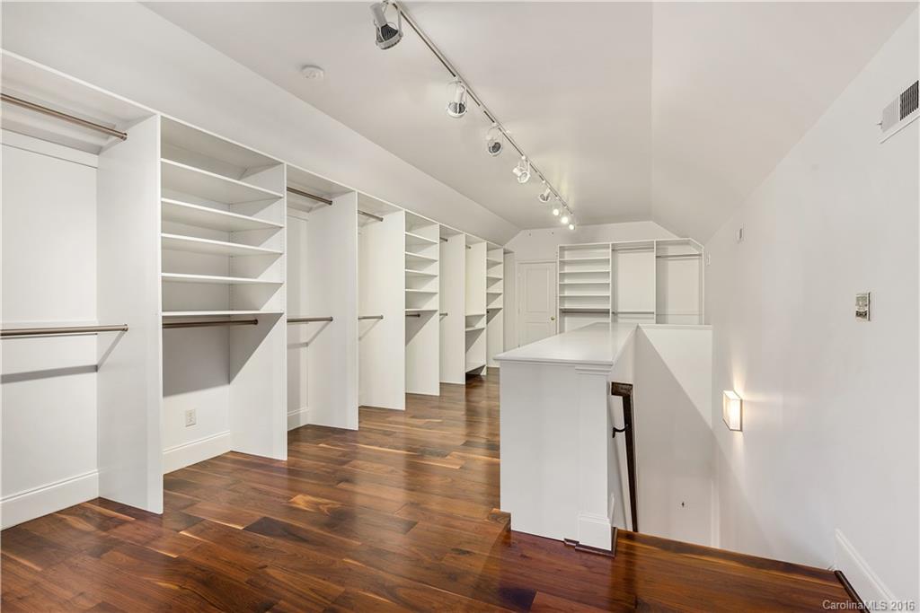3900 Foxcroft Road Charlotte, NC 28211 - Photo 18 of 21 Gallery Image 18